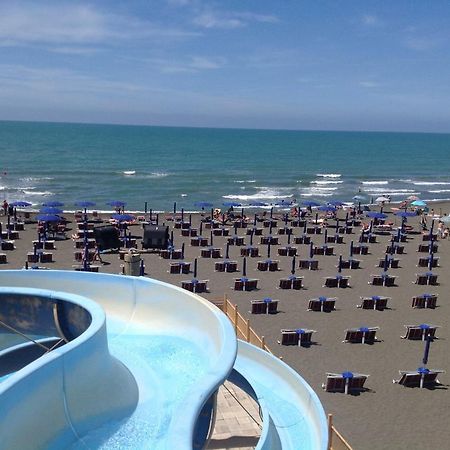 Ccc Holiday Properties Le Vele Ccc Монталто ди Кастро Екстериор снимка